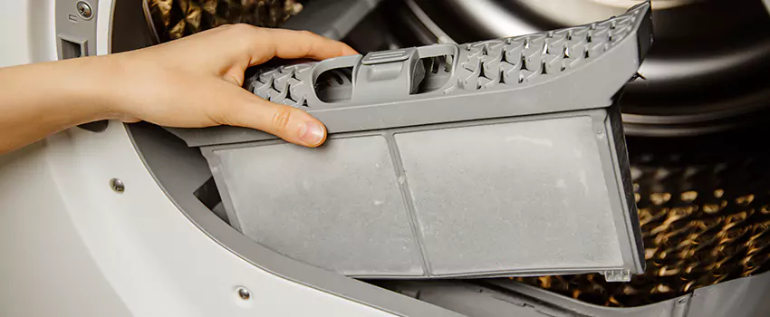 Signs Of A Clogged Dryer Lint Trap in Columbus, Nebraska